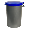 Niet alle Gripline-producties vallen onder de classificaties emmers, kuipen of bakken. Dit zijn onze zogenaamde specials. Deze 55 liter afvalcontainer is gemaakt van Virgin-materiaal en heeft een blauwe kiepdeksel. En natuurlijk maken we – op uw speciale verzoek – emmers in afwijkende, opvallende kleuren.